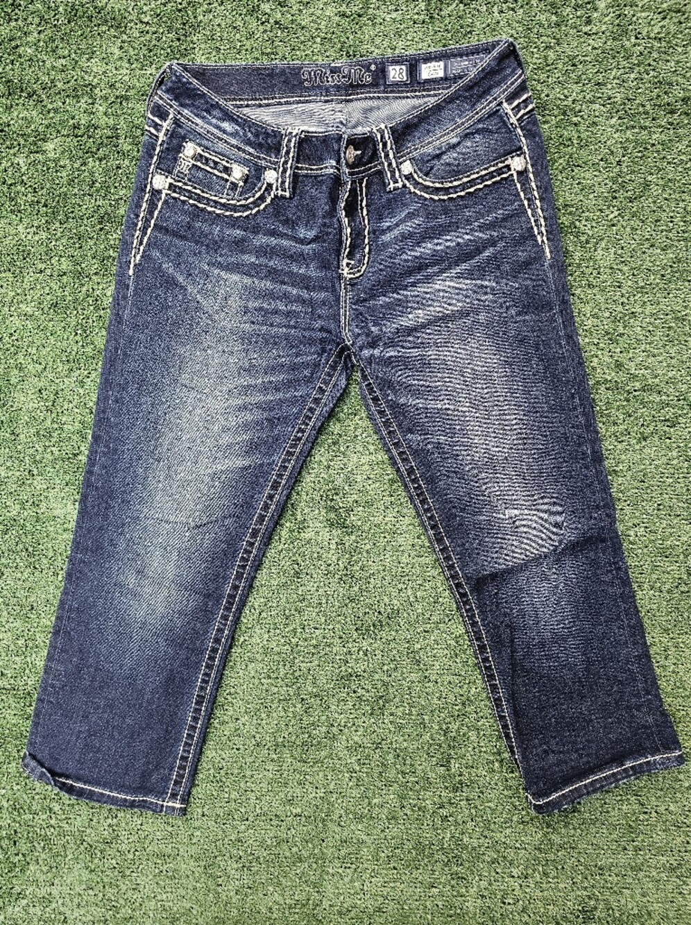 Miss Me Indigo Mid Rise Capri Jeans